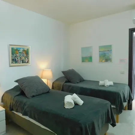 Casa Pellicano 1 Bed With Large Terrace & Sea View Pizzo (Calabria)